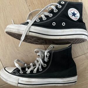 High Top Converse - women’s size 6